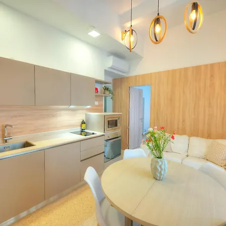 Tasteful 2bedrooms With Maltese Balcony Mcop1-2 *