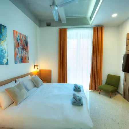 Tasteful 2bedrooms With Maltese Balcony Mcop1-2 아파트 *