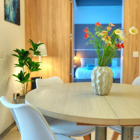 Tasteful 2bedrooms With Maltese Balcony Mcop1-2 Apartament Valletta