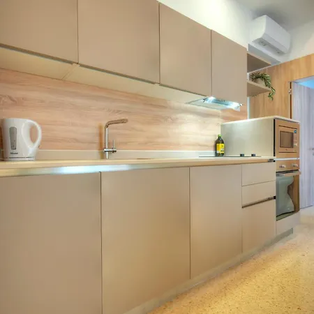 Apartament Tasteful 2bedrooms With Maltese Balcony Mcop1-2 *