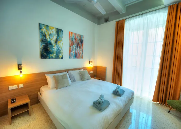 Tasteful 2bedrooms With Maltese Balcony Mcop1-2